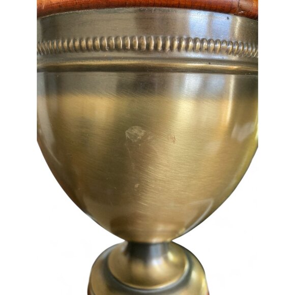 Vintage Mid Century Brass & Wood Table Lamp With Harp & Finial - Picture 9 of 10